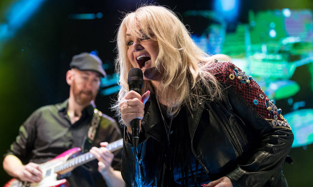 Bonnie Tyler to headline 2017 Blues on Broadbeach Music Festival